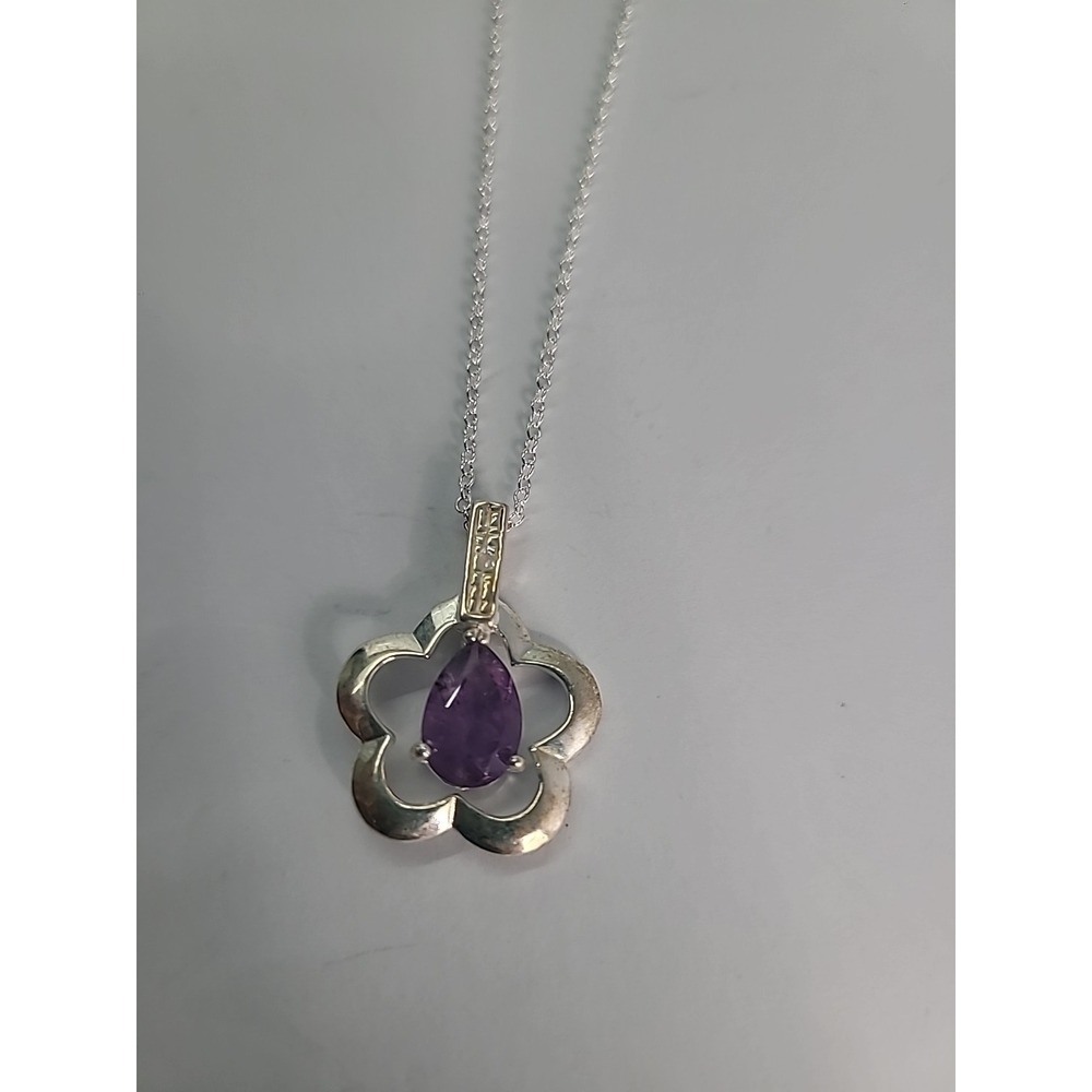 Vintage Silver Tone Quatrefoil Flower Pendant Necklace Purple Teardrop Stone - Picture 10 of 11